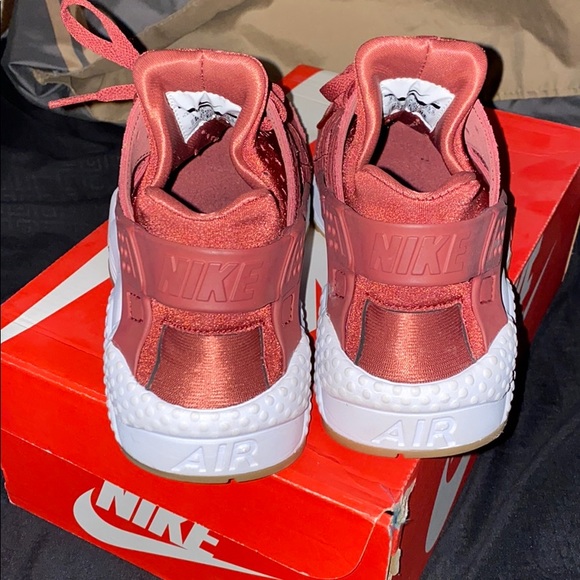 Nike Air Huarache Run SE - Picture 6 of 7